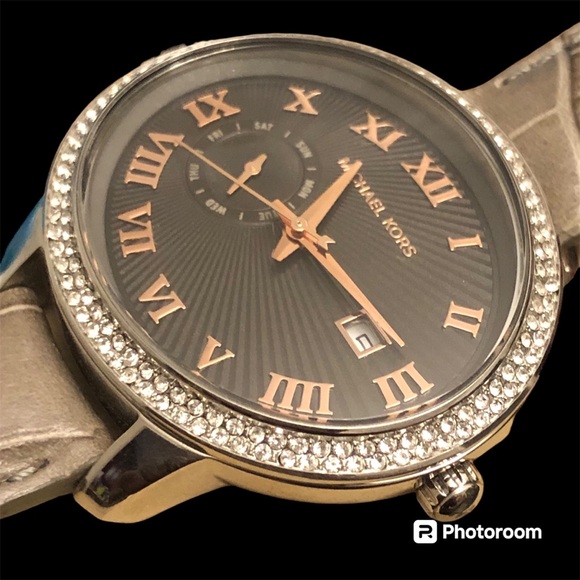 Michael Kors Pave Watch with Grey Leather Straps - Picture 13 of 13